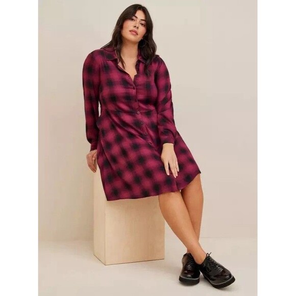 Torrid Purple Black Plaid Rayon Long Sleeve Button Dress NWT Size 00 - Picture 1 of 12